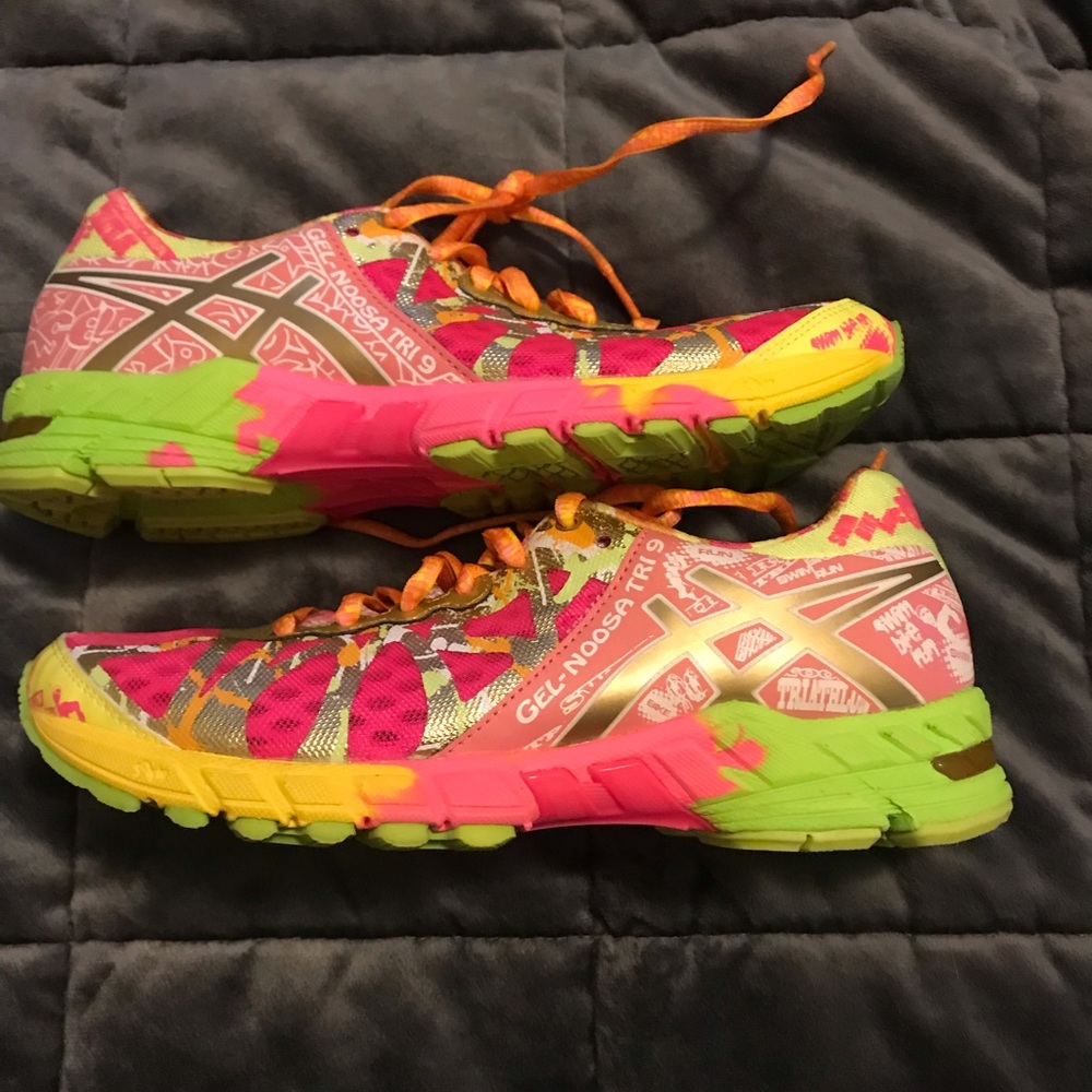 ASICS Gel Noosa Tri 9 running sneakers